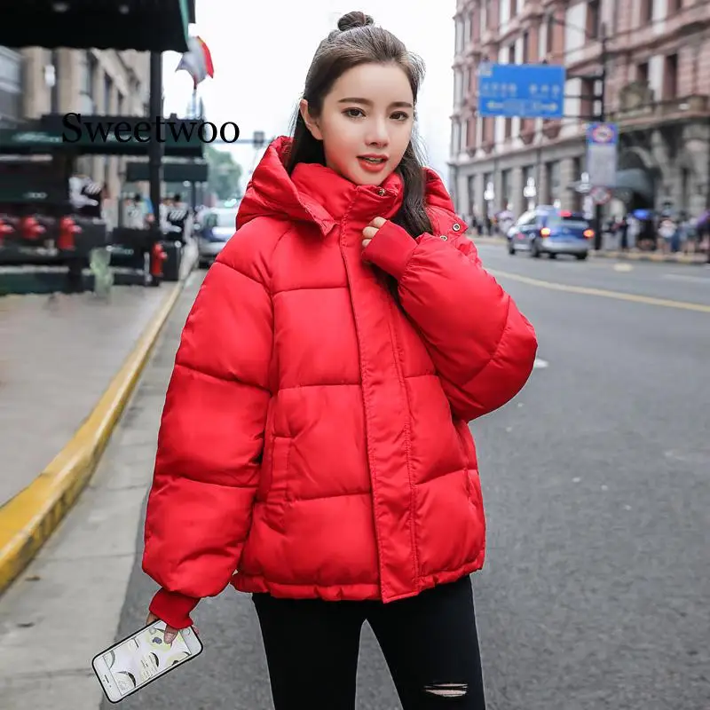Short Winter Jacket Women Oversize Parka Coat Warm Thick Cotton Coat Female Loose Hooded Padded Women Winter Jacket