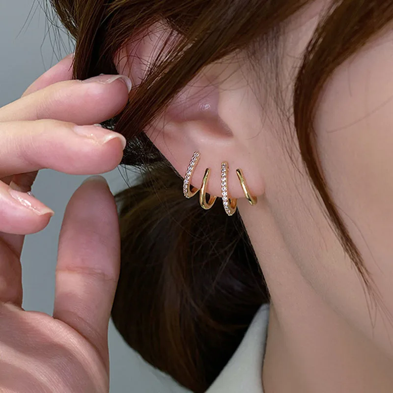 

Новые корейские Модные металлические серьги-гвоздики с цирконом, Золотые серьги для женщин, высокие чувственные изысканные роскошные укра...