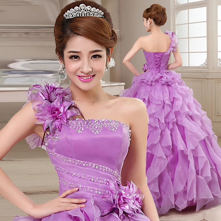 Бальное платье из органзы с оборками и бусинами на одно плечо красивые вечерние