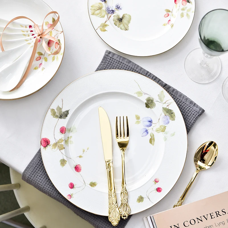 Европейский керамический роскошный комплект чашек для чая фарфоровые тарелки