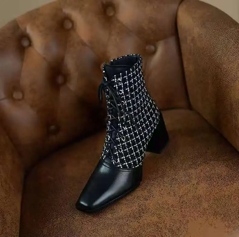 spesifikasi Sepatu Bot Gaya Tinggi Ujung Persegi Retro Untuk Musim Gugur/Dingin Sepatu Bot Martin Tali Silang Kotak-kotak Jahitan Kulit Sapi Gaya Baru