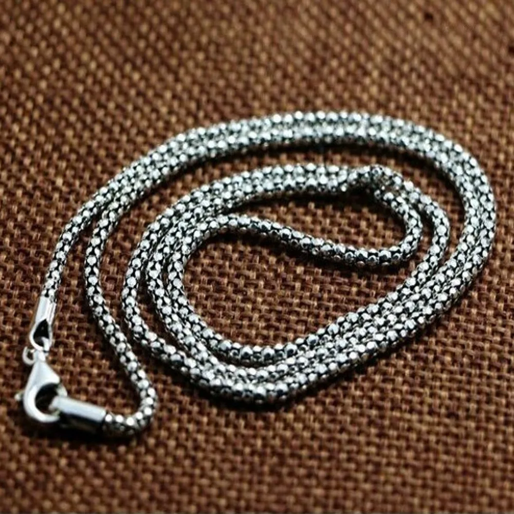 Женское серебряное ожерелье из серебра 925 пробы