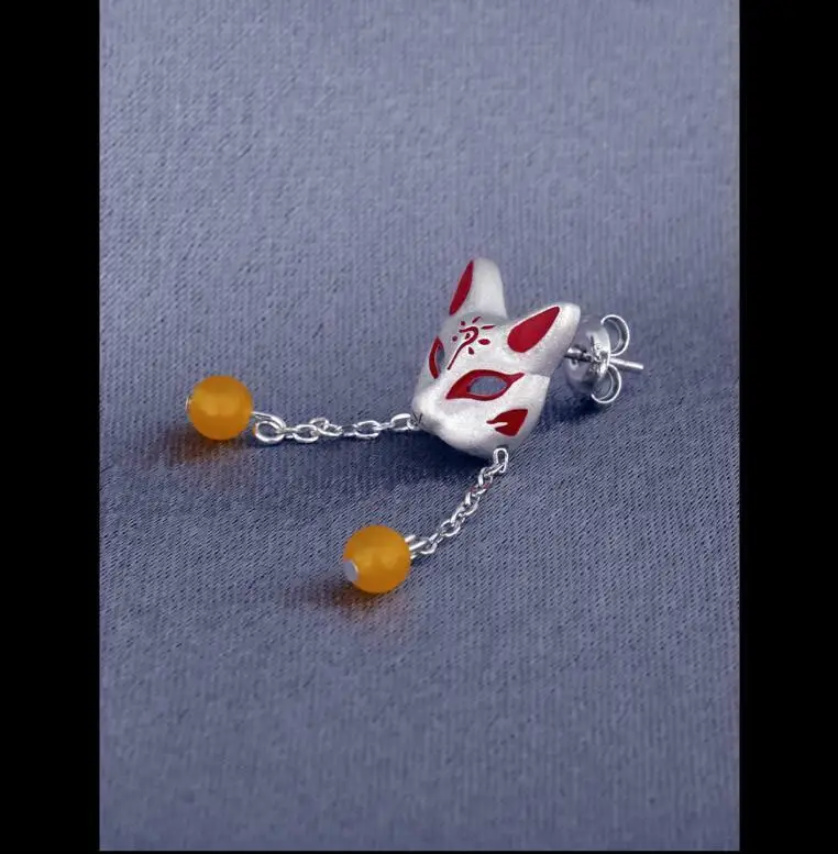 Серьги-гвоздики в виде маски лисы из серебра 925 пробы | Тематическая одежда и