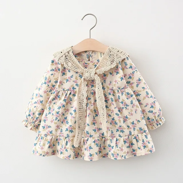 Floral dress & lace shawl 1