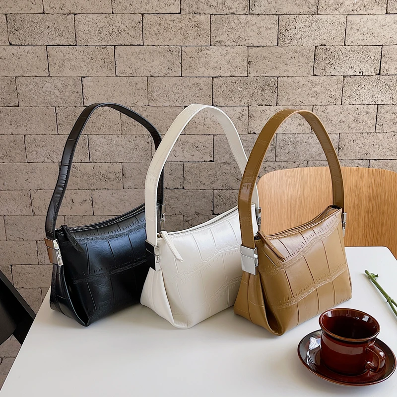 

PU Leather Stone Pattern Shoulder Hobos Bag for Women 2022 New Folds Korean Fashion Female Ladies Vintage Baguette Bags Handbags