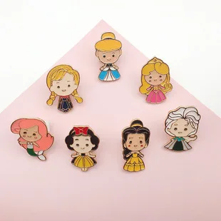 Металлическая брошь с эмалью в виде мультяшной Эльзы | Украшения и аксессуары