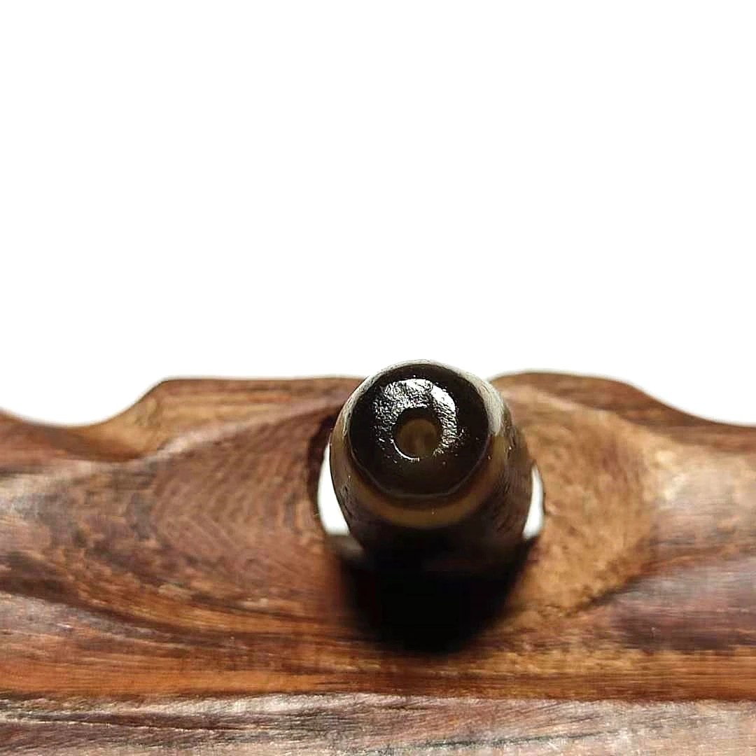 

Tibet Old Agate DZI Beads High Fat Dark Black/white Wishful hook Pattern 11*35mm Agate Beads Men&women jewelry DIY Free Shipping