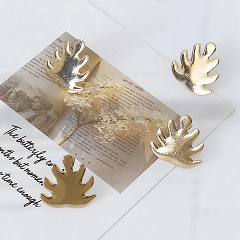 

Cute Metal Maple Leaf Pushpin Office Stationery Cork Board Nails Bulletin Board Decoration Push Pin Tack
