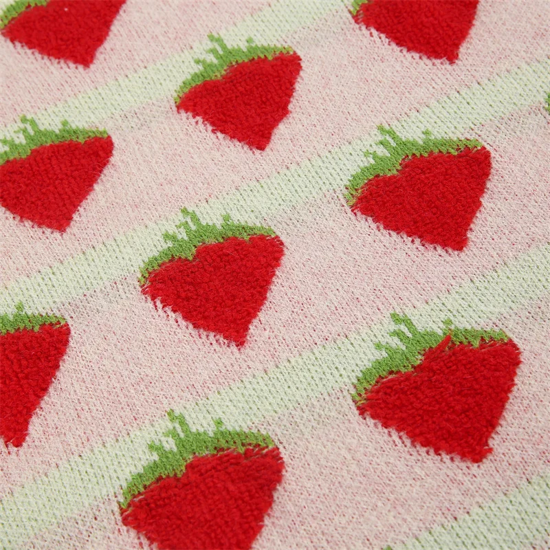 

Autumn/ Winter Ladies Long Sleeve Sweater Women Strawberry Embroidery O-Neck Loose Knitted Tops Female Casual Knitwear