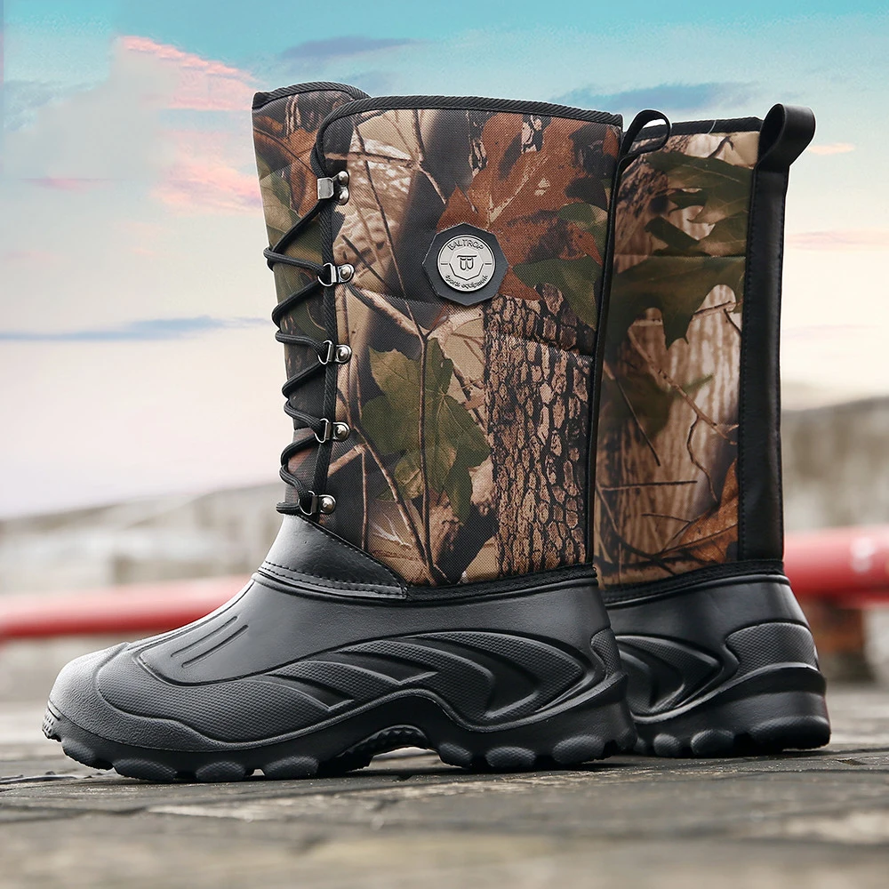 Камуфляжные водонепроницаемые мужские зимние ботинки теплые до середины икры