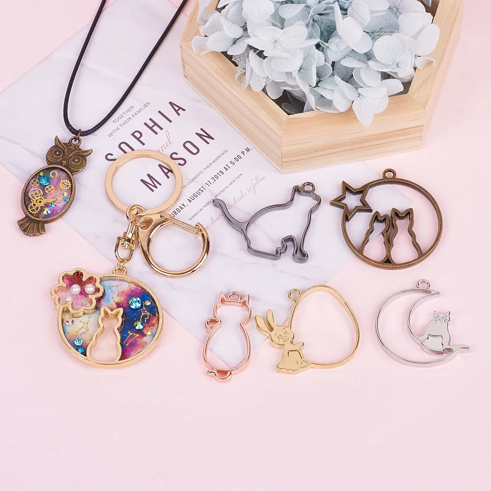 

50pcs Open Bezel Back Pendant Hollow Frame Animal Charms for DIY Epoxy Resin Pendants Jewelry Making
