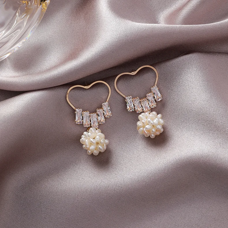 

Earrings for Women Popular Sweet Fashion Exaggerated Love Pearl Ball Earrings Jewelry Wholesale