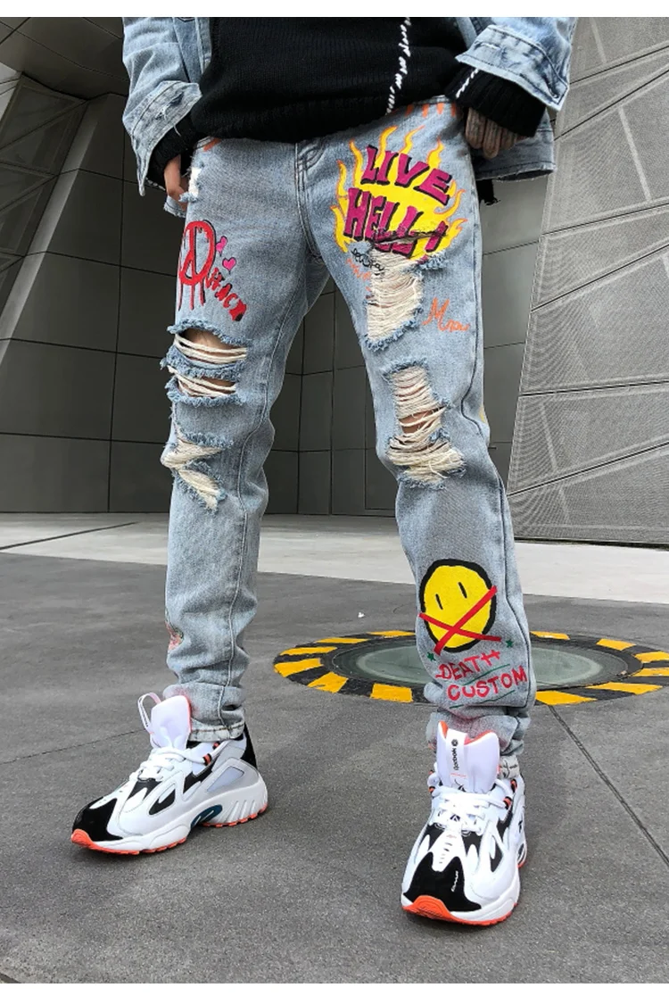 

Aolamegs Jeans Men Punk Cool Graffiti Denim Pants Men Broken Hole Trousers Cute Letter Print Jeans High Street Casual Streetwear