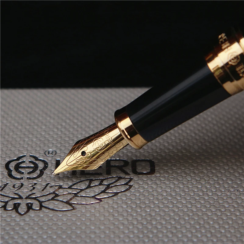 

Hero 979 Square Cap Metal Fountain Pen Golden Plates Clip Iridium Fine Nib 0.5mm Fashion Writing Ink Pen for Office Business