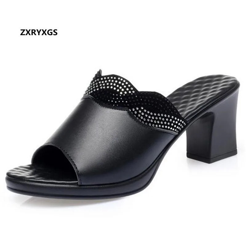 

2020 New Cowhide Rhinestones Summer Sandals Outdoor Slippers Women Leather Slippers High Heel Non-slip Large Size Ladies Sandals