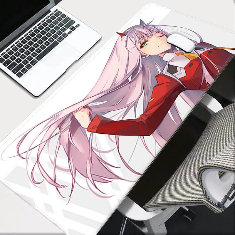 

YNDFCNB darling in the franxx Large Gaming Mouse Pad XL Locking Edge Size for Deak Mat for overwatch/cs go/world of warcraft