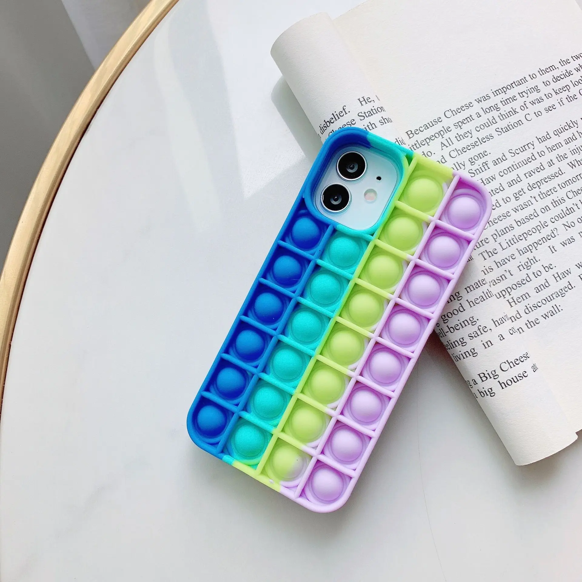 

Fashion Rainbow Silicone Phone Cases for Iphone 11 Pro Max 12 Pro Mini XR XS 8 X 7 Plus Reliver Stress Pop Soft Bubble Cover