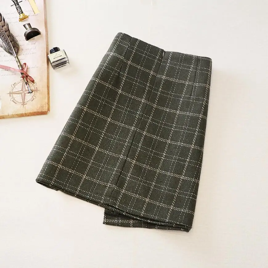 

Women's Autumn Winter Harajuku Thickened Woolen Plaid Retro Skirt Female Cute Japanese Kawaii Skirts s491