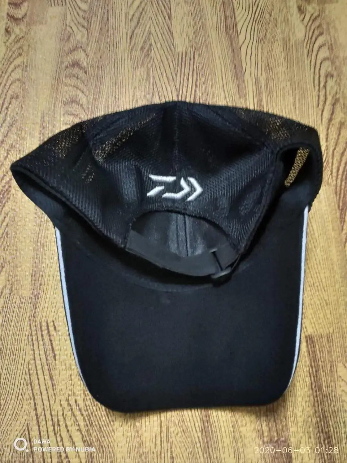 

New Dawa Hat 2020 Summer Fishing Hat Male Sunshade Sun Visor Breathable Mesh Cap Adjustable Hat Around High Quality Fishing Hats