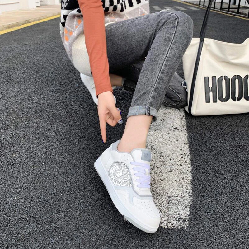 

High-top white shoes, printing all-match sports shoes, low-top couple casual shoes, thick-soled shoes, men's and women's shoes