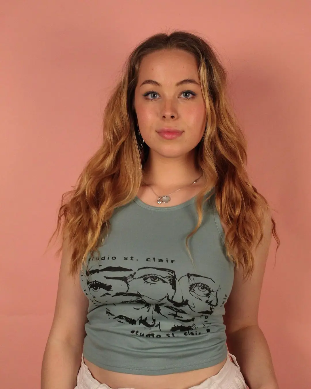 Женский укороченный топ Y2K с эстетичным портретом лица летний облегающий Топ без