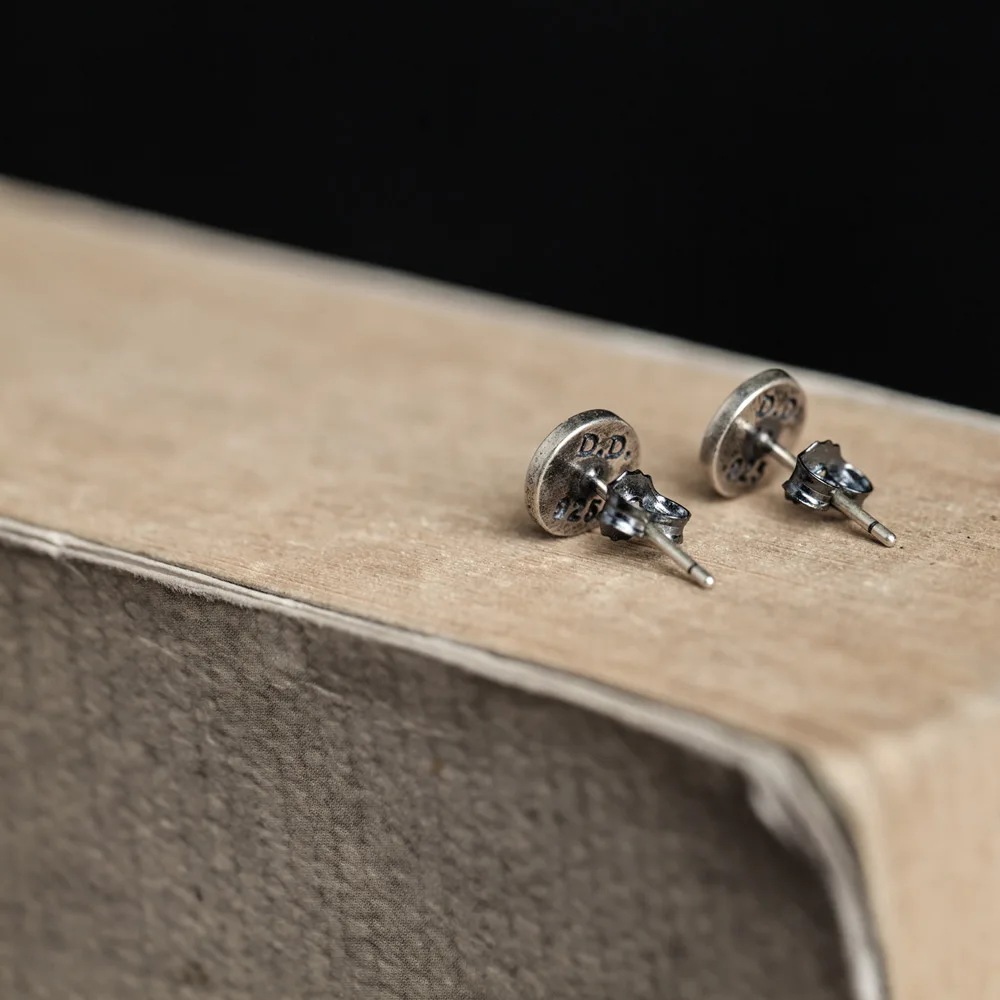 Женские серьги-гвоздики из серебра 925 пробы с надписью мира | Украшения и