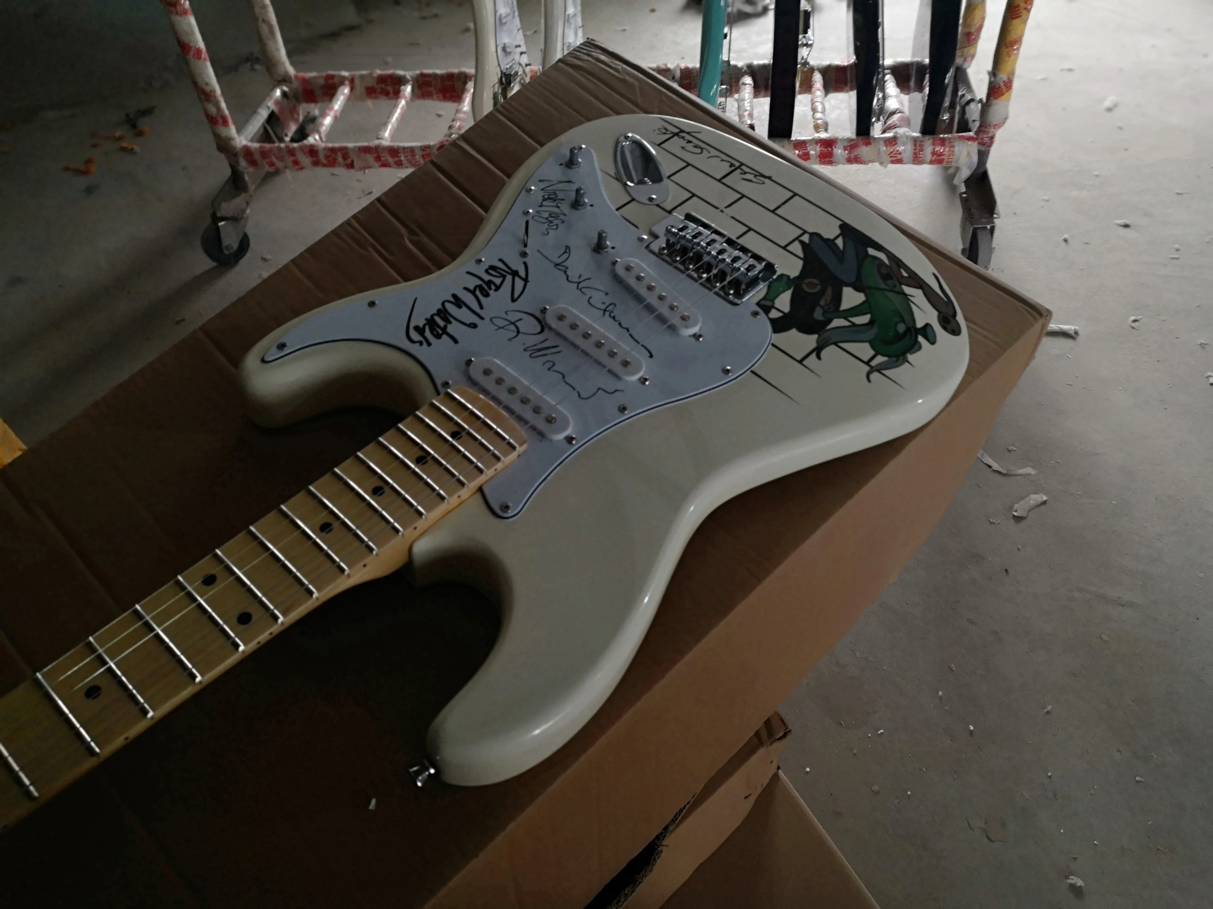 Высококачественная фотоэлектрическая гитара однотонная с рисунком из