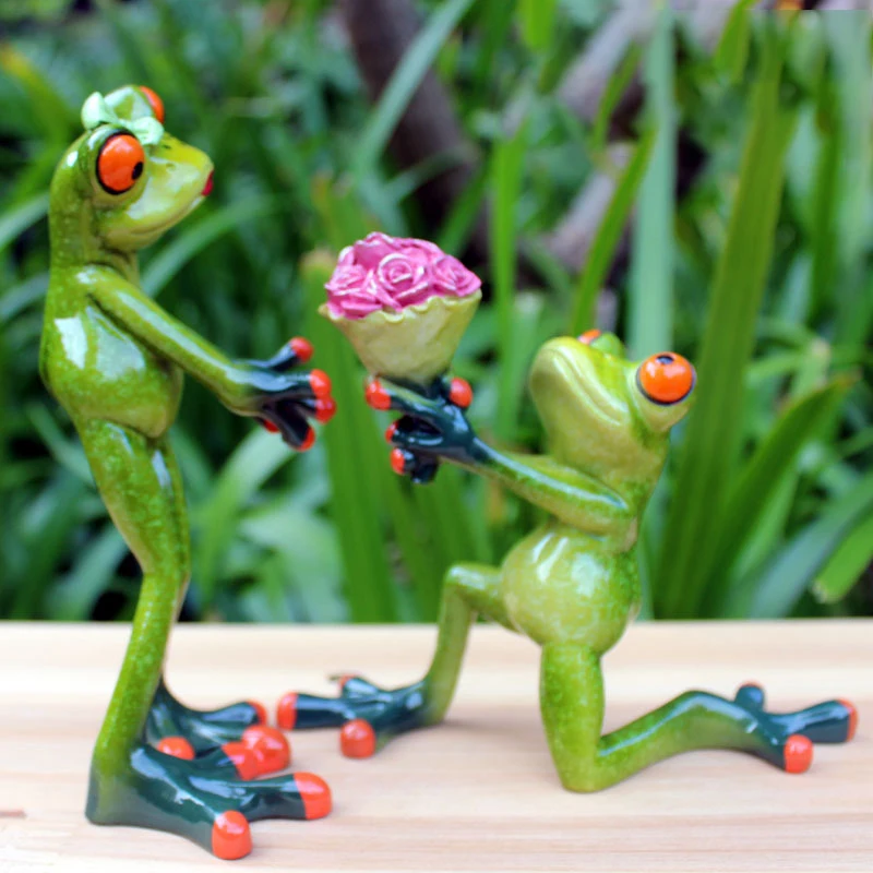 

3D Creative Decorations Proposing Green Frogs Sculpture Funny & Interesting Statues for Desktop Decor