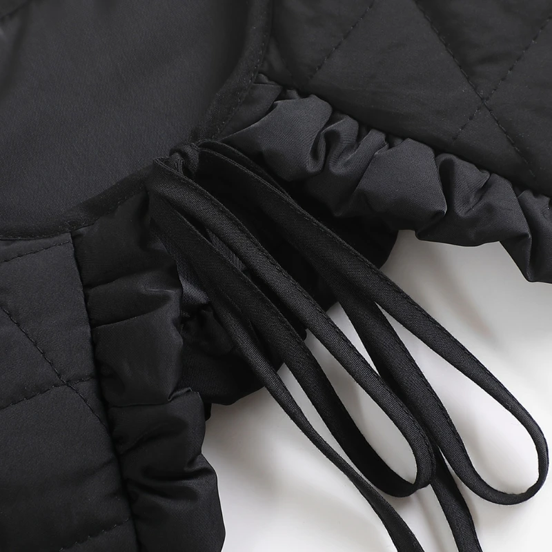 Накладной воротник-шаль женский зимний стеганый в клетку с оборками |