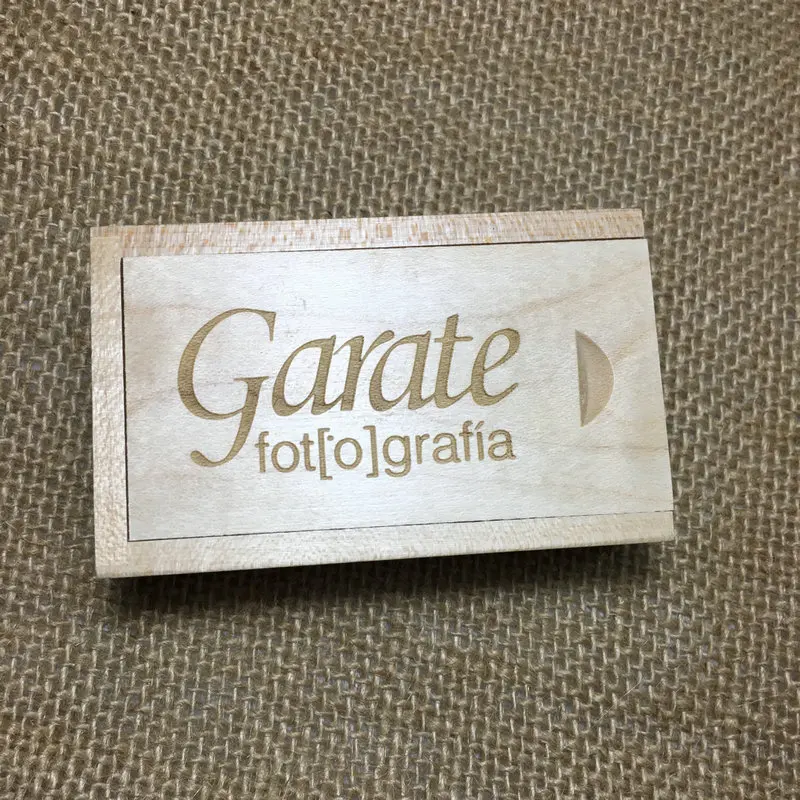 Деревянные USB + коробка флеш накопитель Флэшка 4 Гб оперативной памяти 16