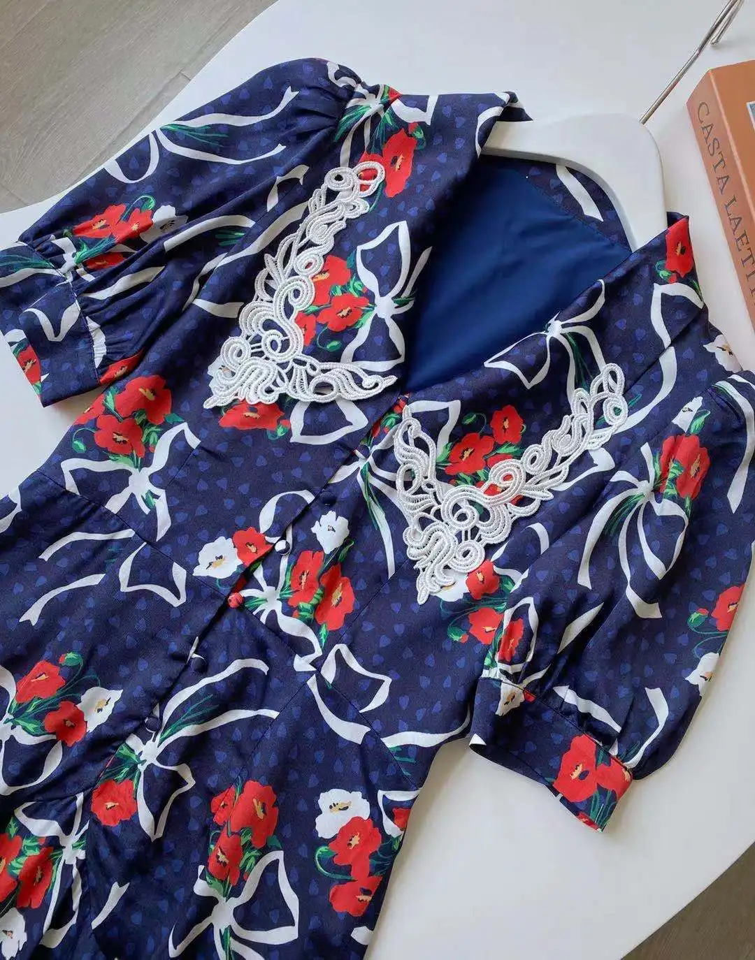 

2021 Summer French Embroidery Lace Collar Flower Print Retro Style Waist Dress