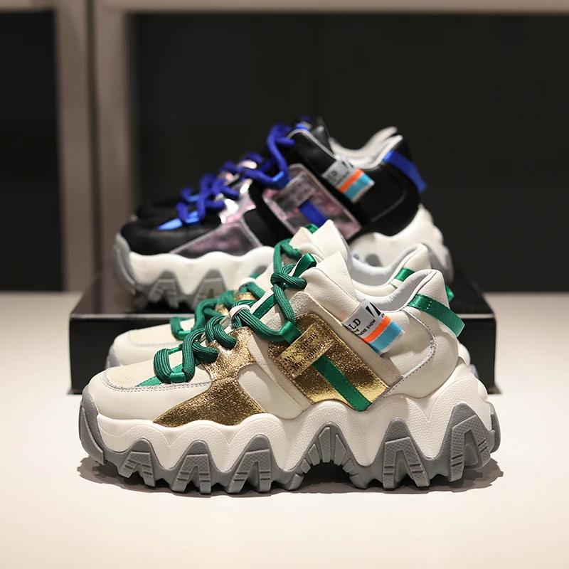 Женские кроссовки из натуральной кожи на платформе со шнуровкой|Обувь без