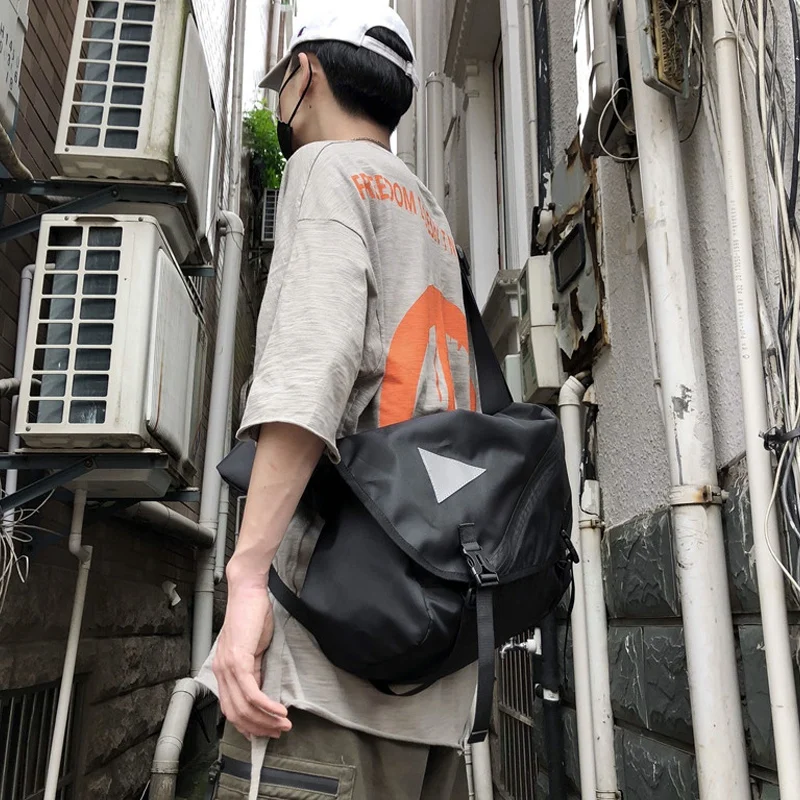 

Street Harajuku Tide Function One Shoulder Dead Fly Casual Tooling Hip Hop Men and Women Backpack