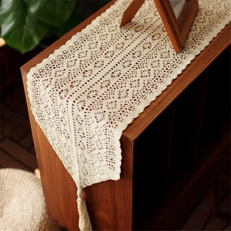 

Free Shipping Pastoral Cotton Crocheted Tablecloth Flag Banners Cup Mat Cover Runner Place Wedding Gift Warm Blanket Antependium