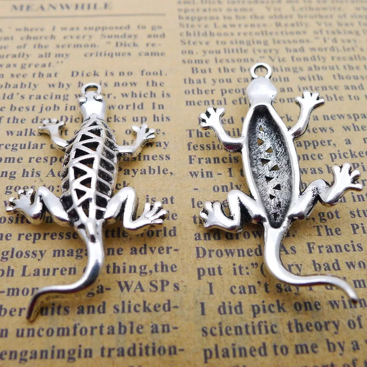 

Jewelry Charms Hollow Gecko Charms Antique Silver Color 26x45mm 3 Pieces