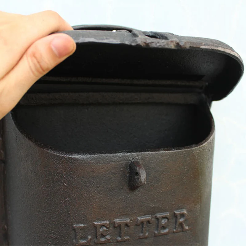 

Vintage Dove Large Cast Iron Wall Decor Letter Box European Home Outside Non Water-proof Wall Mounted Iron Newspaper Mailbox