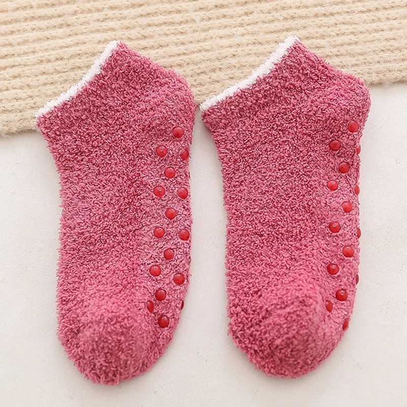 

2021 Women Spring Autumn Winter Warm Slippper Socks Soft Non slip Short Indoor Fleece Floor Slipper Socks Solid Color Shoes