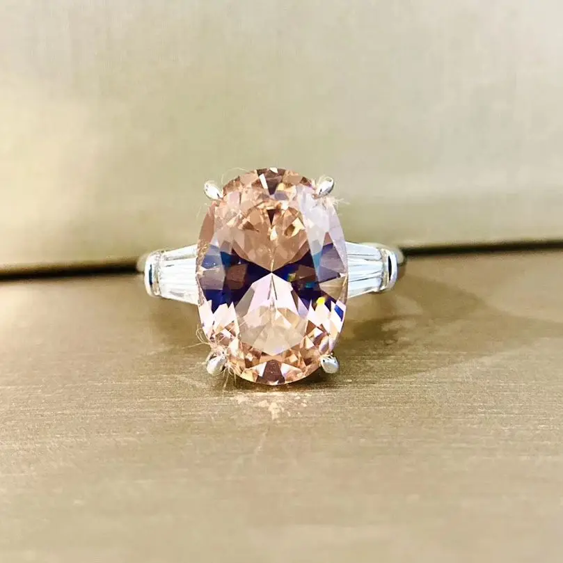 Женское ювелирное изделие из серебра 925 пробы с овальным цитрином/топазом