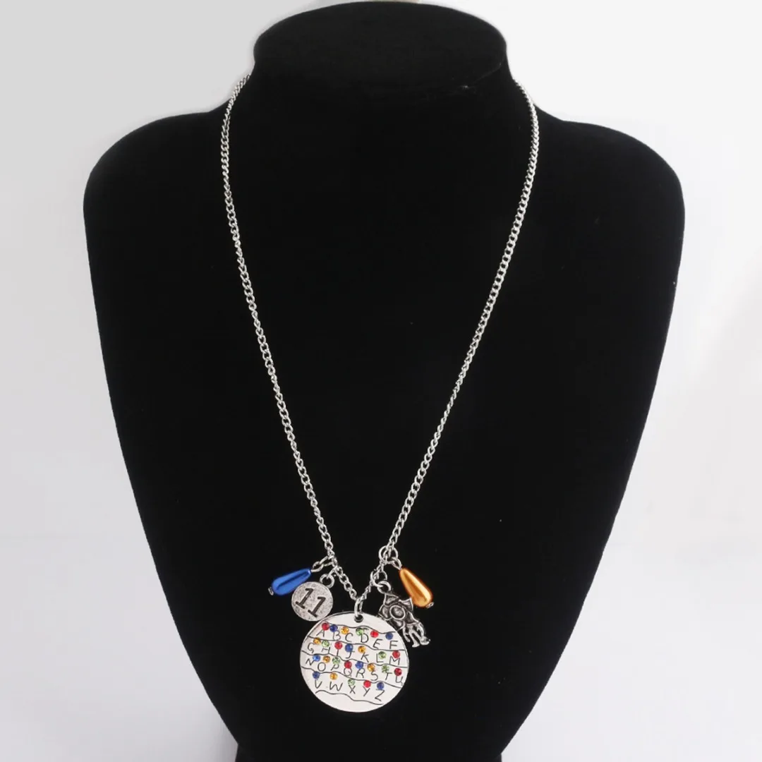 Подвеска на стену в виде светильник фавита из сериала очень странные дела |