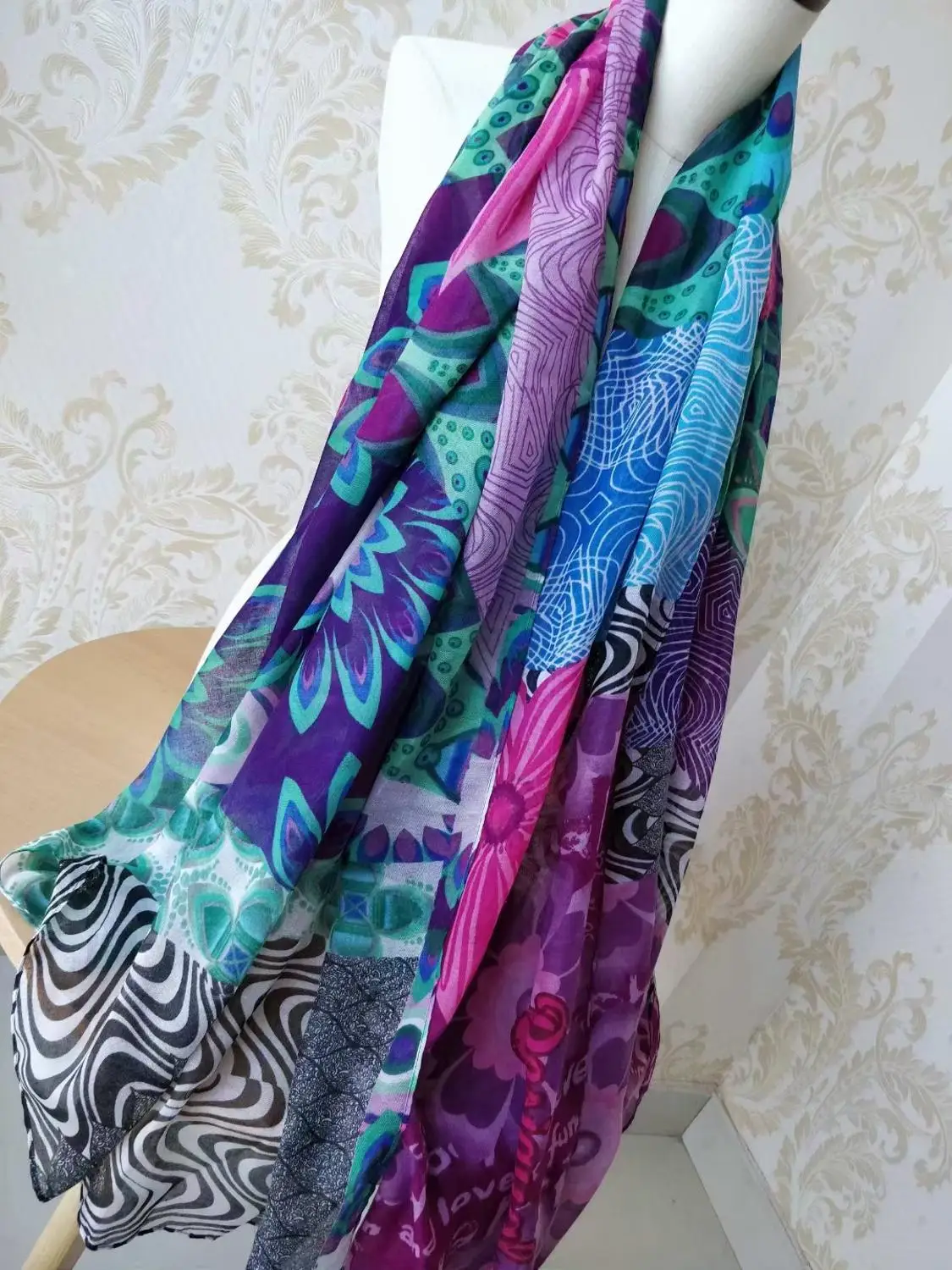 

Spanish desigual foreign trade new women's design wind printed Scarf Shawl sunshade silk scarf warm Bib dual purpose beach towel