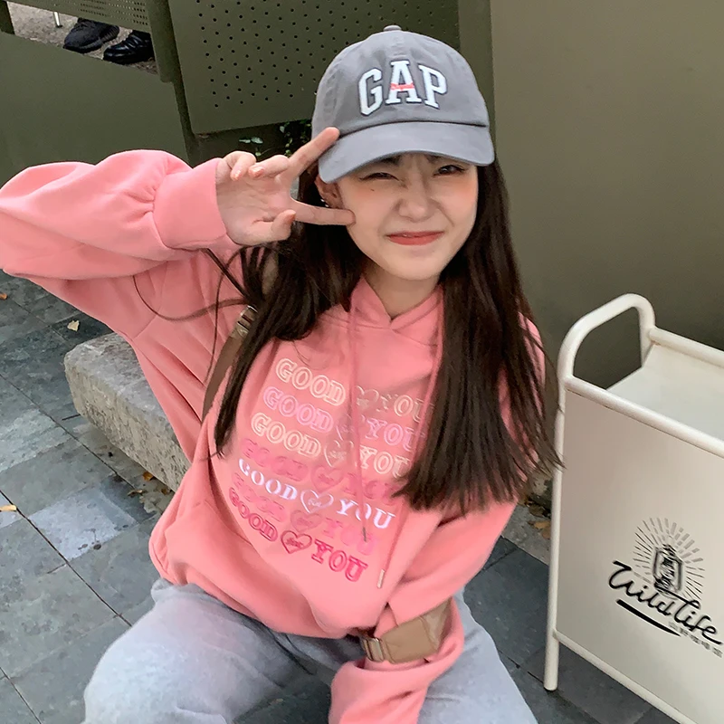 

Control to film qiu dong han edition letter embroidery with velvet hooded long-sleeved coat of fleece fabric super good