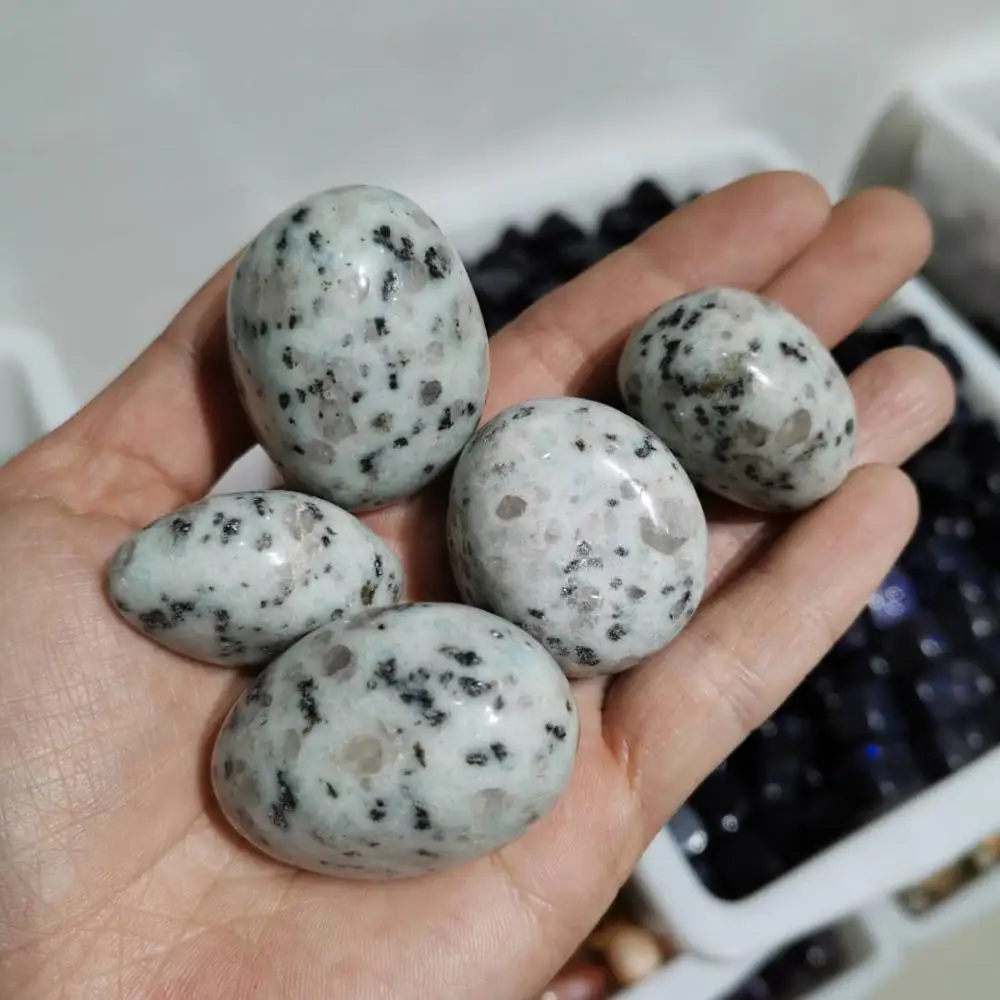 

Natural Kiwi jasper Tumbled Stone Polished Rock crystal palme stone