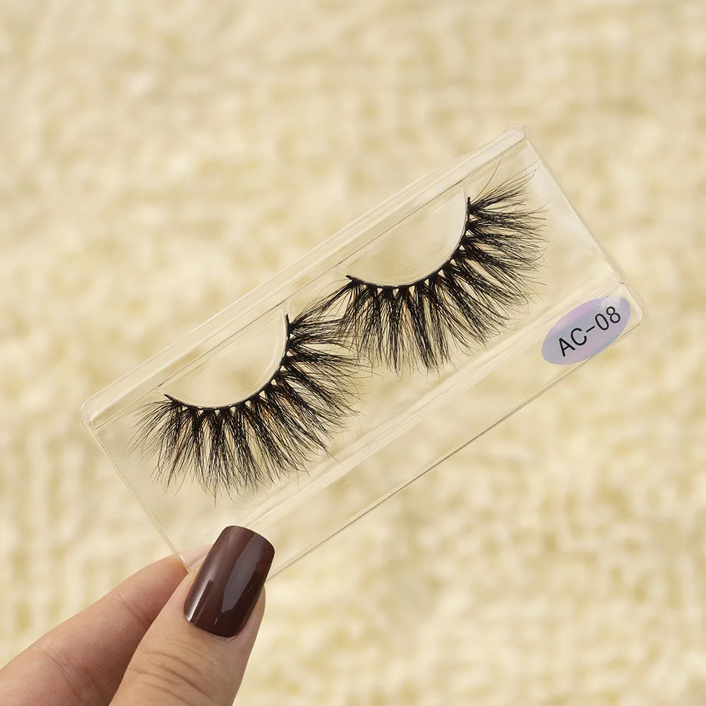 

Love Squirrel Hot Sale High Quality Factory Price Wholesale 25Mm Colored Fox Faux Mink Color Lashes