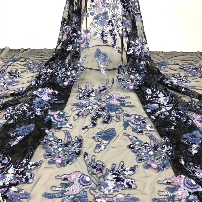 

Africa Lace Fabric High Quality Embroidery design 2019 French lace with Mixed color sequins Fabric Used for women Wedding dress