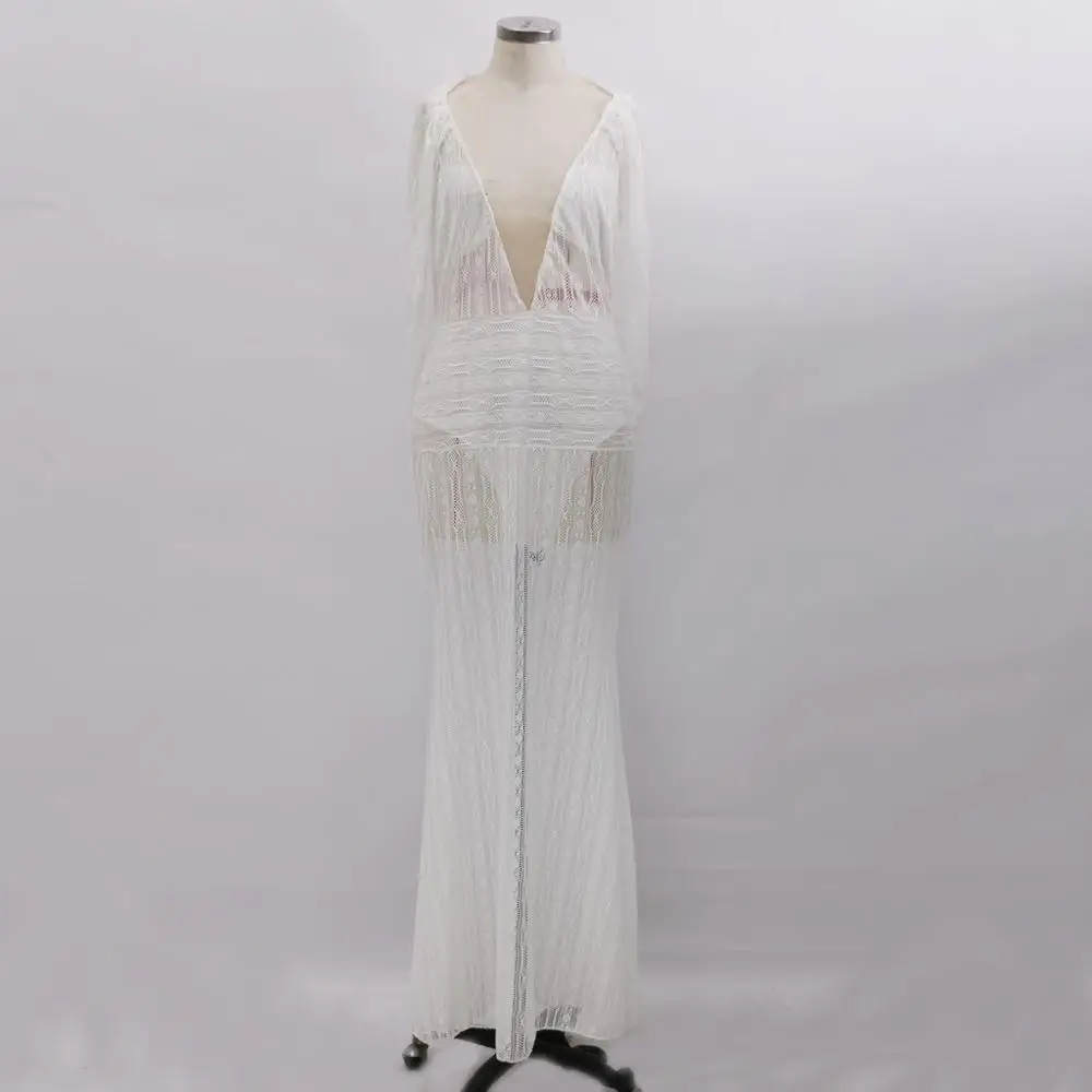 Женское вечернее платье русалка белое без рукавов с глубоким v образным вырезом и