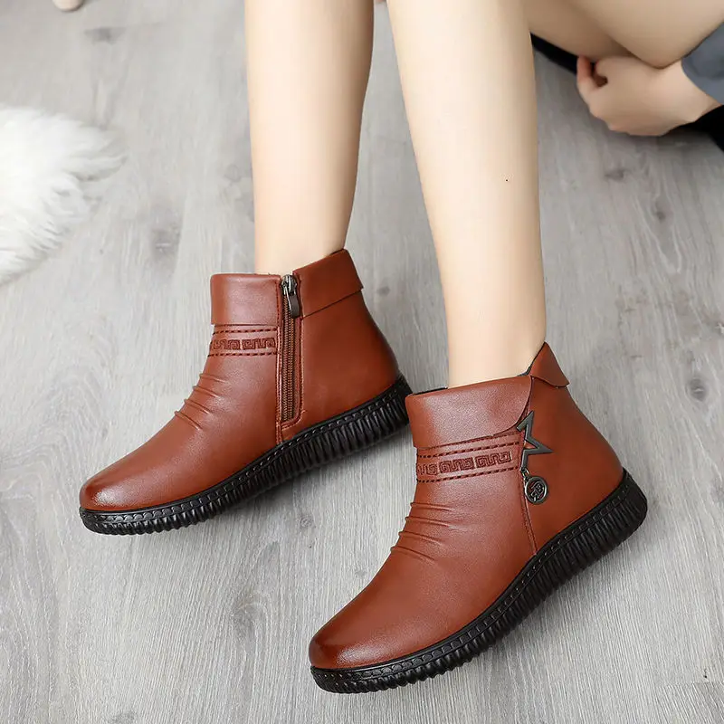 Vintage retro ladies ankle leather boots warm plush waterproof snow boots for women zip Y2K shoes 2021
