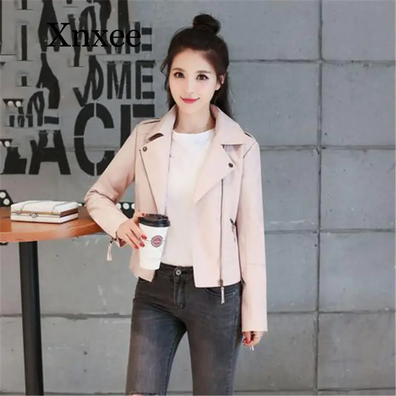 

Женская короткая куртка из ПУ кожи, с карманами, на молнии