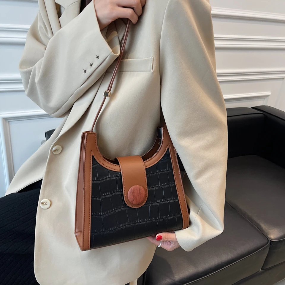 

Женская маленькая сумка на одно плечо, мессенджер кофейного цвета, текстурированная маленькая квадратная сумочка большой вместимости, Осе...