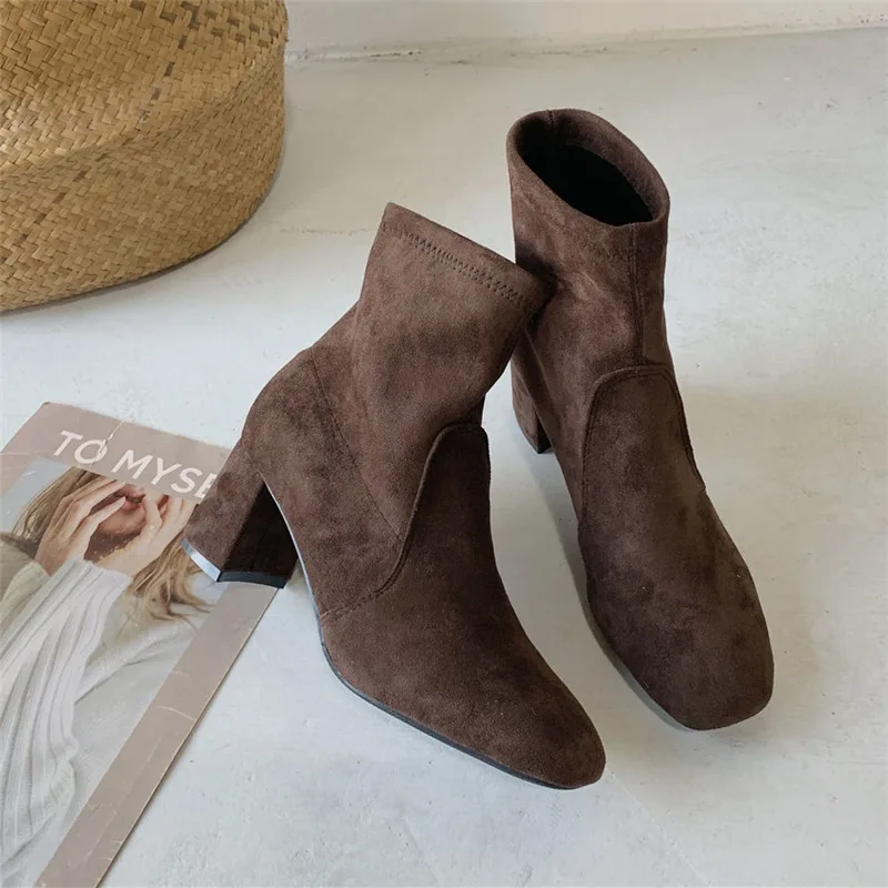 Новинка 2019 года ботильоны для женщин из искусственной замши Черные Ботинки martin