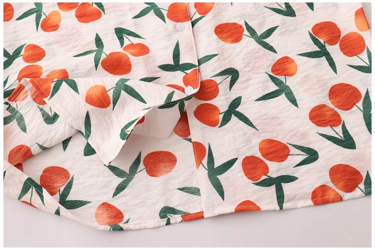 

Summer new Korean holiday style small fresh fruit print loose short-sleeved V-neck shirt